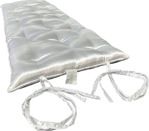 Queen floor rolling - queen,